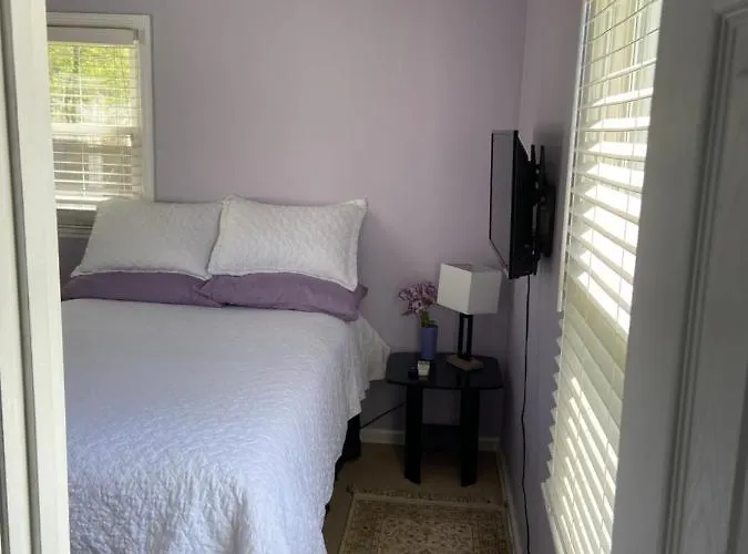 Private Bathroom King Room